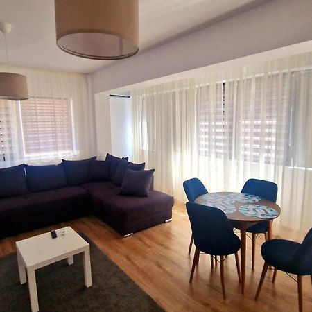 Ferienwohnung White Flat Bukarest Exterior foto