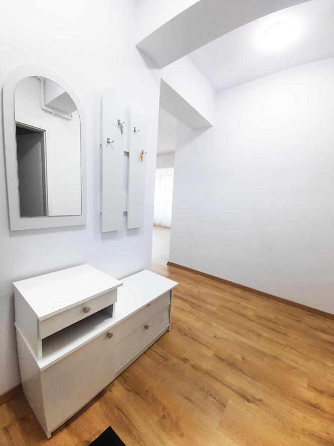 Ferienwohnung White Flat Bukarest Exterior foto