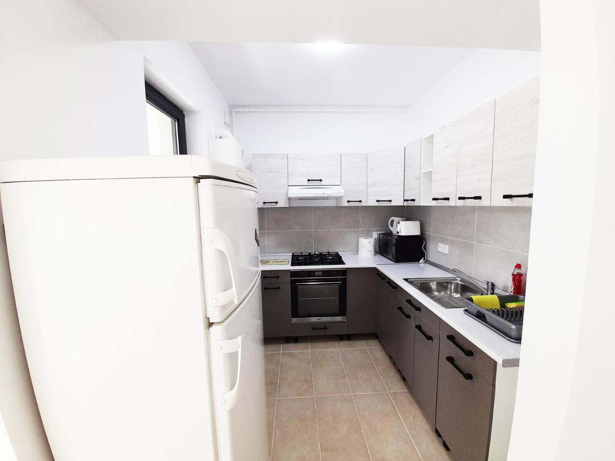 Ferienwohnung White Flat Bukarest Exterior foto