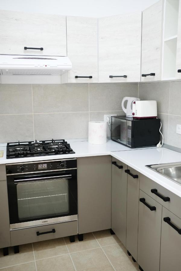 Ferienwohnung White Flat Bukarest Exterior foto